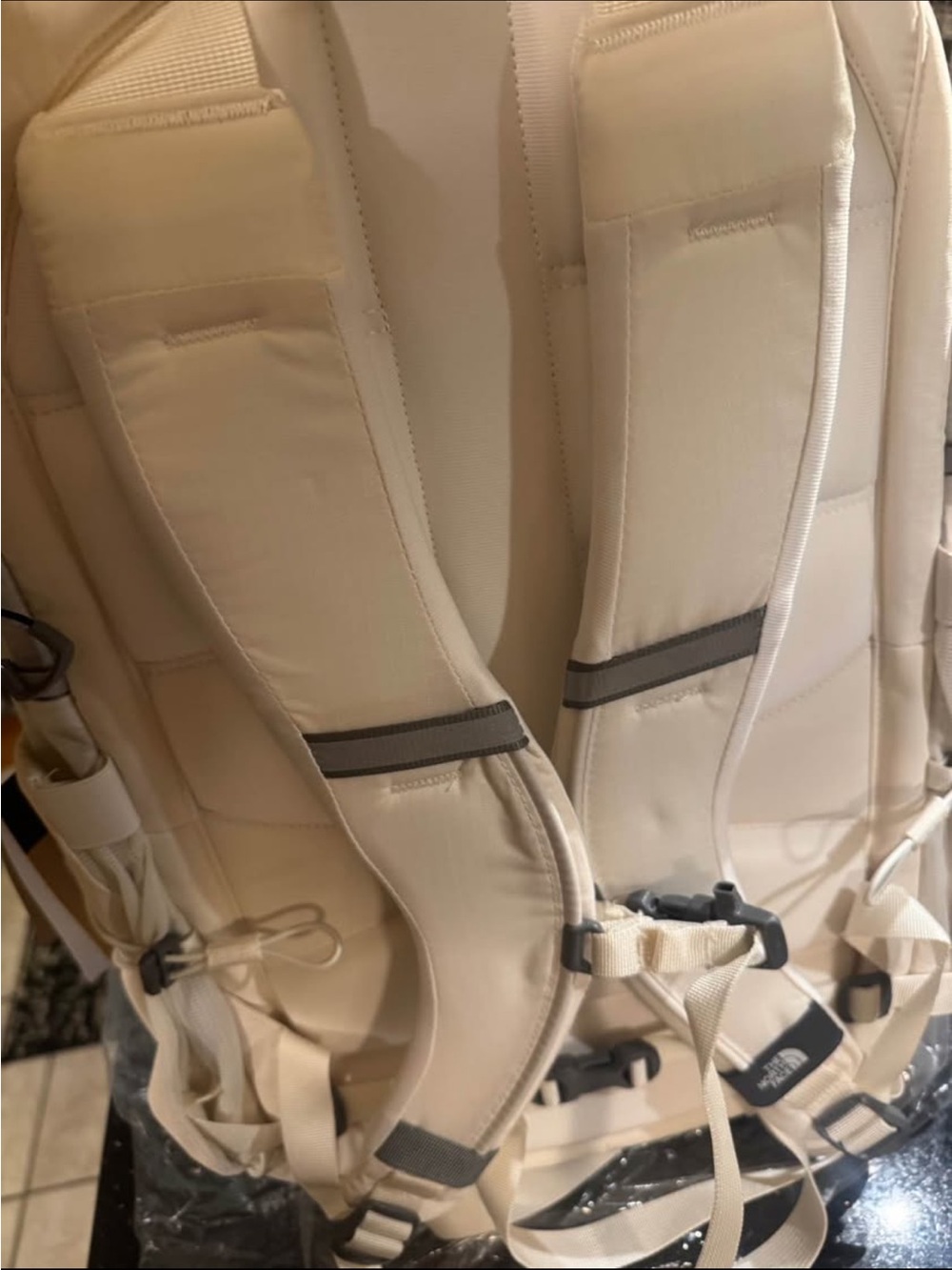 The North Face Womens Cream Backpack with Front Bungee NEW - Picture 8 of 8